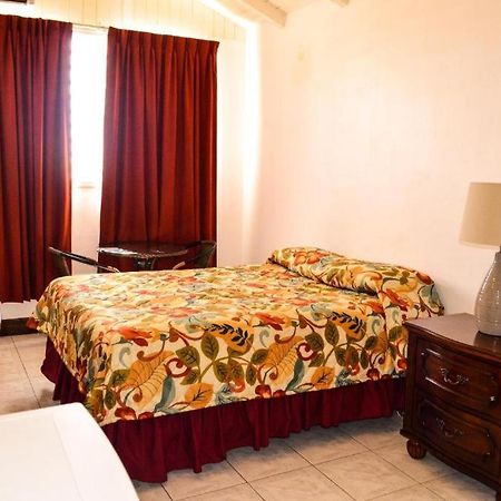Fantastic Hotel Marigot  Bagian luar foto